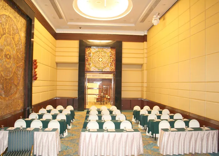 Golden Tulip Sovereign Hotel Banguecoque