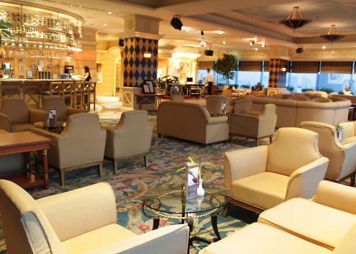 Golden Tulip Sovereign 4*