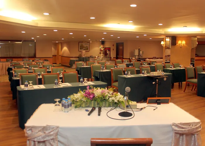 Golden Tulip Sovereign Hotel Banguecoque