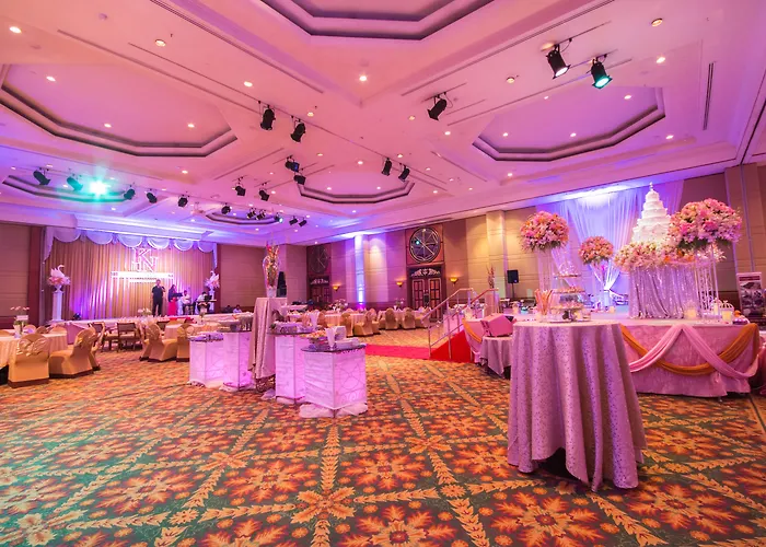 Hotel Golden Tulip Sovereign 4*