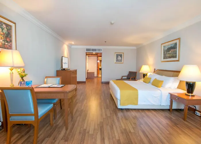 Golden Tulip Sovereign