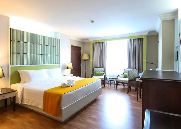 Golden Tulip Sovereign 4* Banguecoque