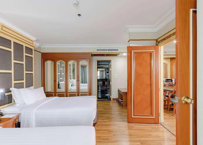 Hotel Golden Tulip Sovereign Banguecoque